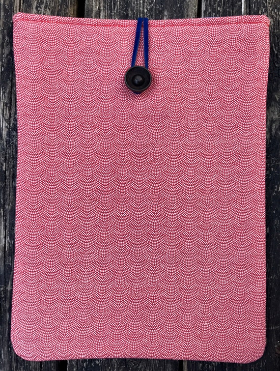 Ipad cover. Ipad case. IPad Air cover. Made from vintage kimono fabric and vintage bakelite button.