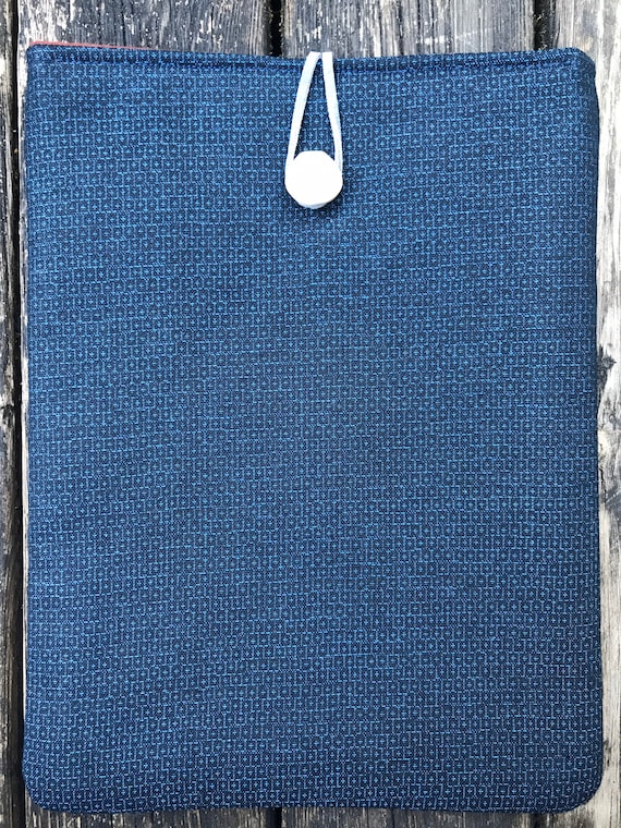 Ipad cover. Ipad case. IPad Air cover. Made from vintage kimono fabric and vintage cream wooden button.