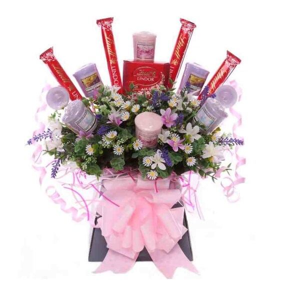 Yankee Candles And Lindt Lindor Chocolate Bouquet Etsy