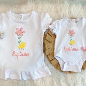 Little Sister/Big Sister Embroidered Shirt Set,Applique Embroidered Big Sister Little Sister Shirt & Onesie,Sister Matching Outfit,Baby Gift
