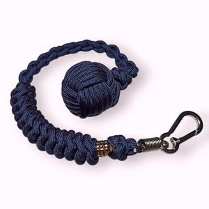 Monkey fist keychain, steel core monkey fist, Braided paracord men key chain, brass bead, steel carabiner
