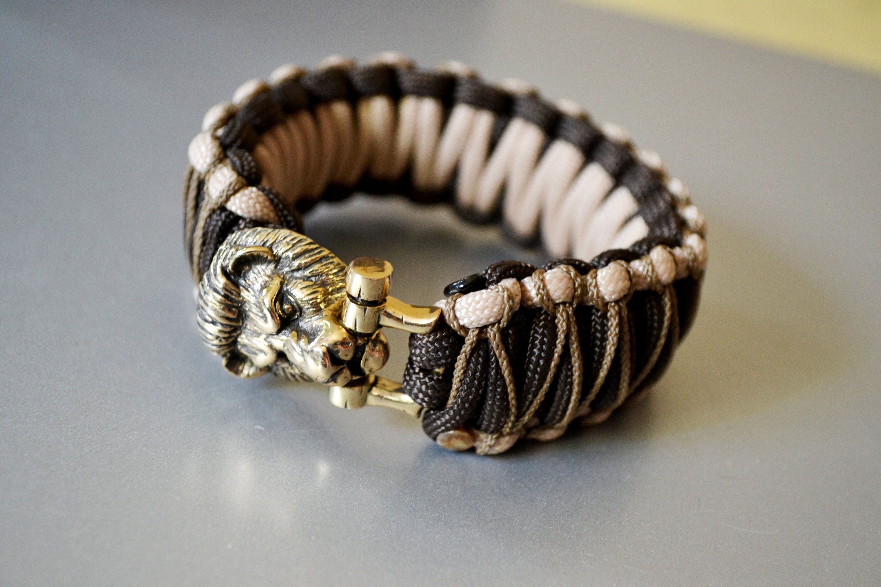 Paracord mens bracelet with brass lion shackle lion clasp Etsy