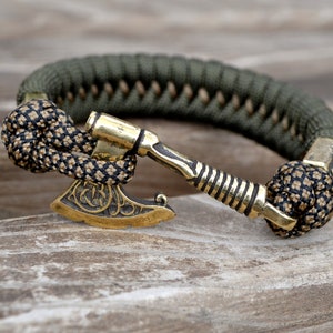 Paracord bracelet with axe, mens army green viking  bracelet, valkyrie brass bead, viking jewelry, gift for him, mens bangle, mens gift