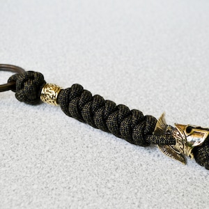 Paracord key ring/keychain with spartan helmet brass bead and carabiner, gift for men, unique key fob, Keychain