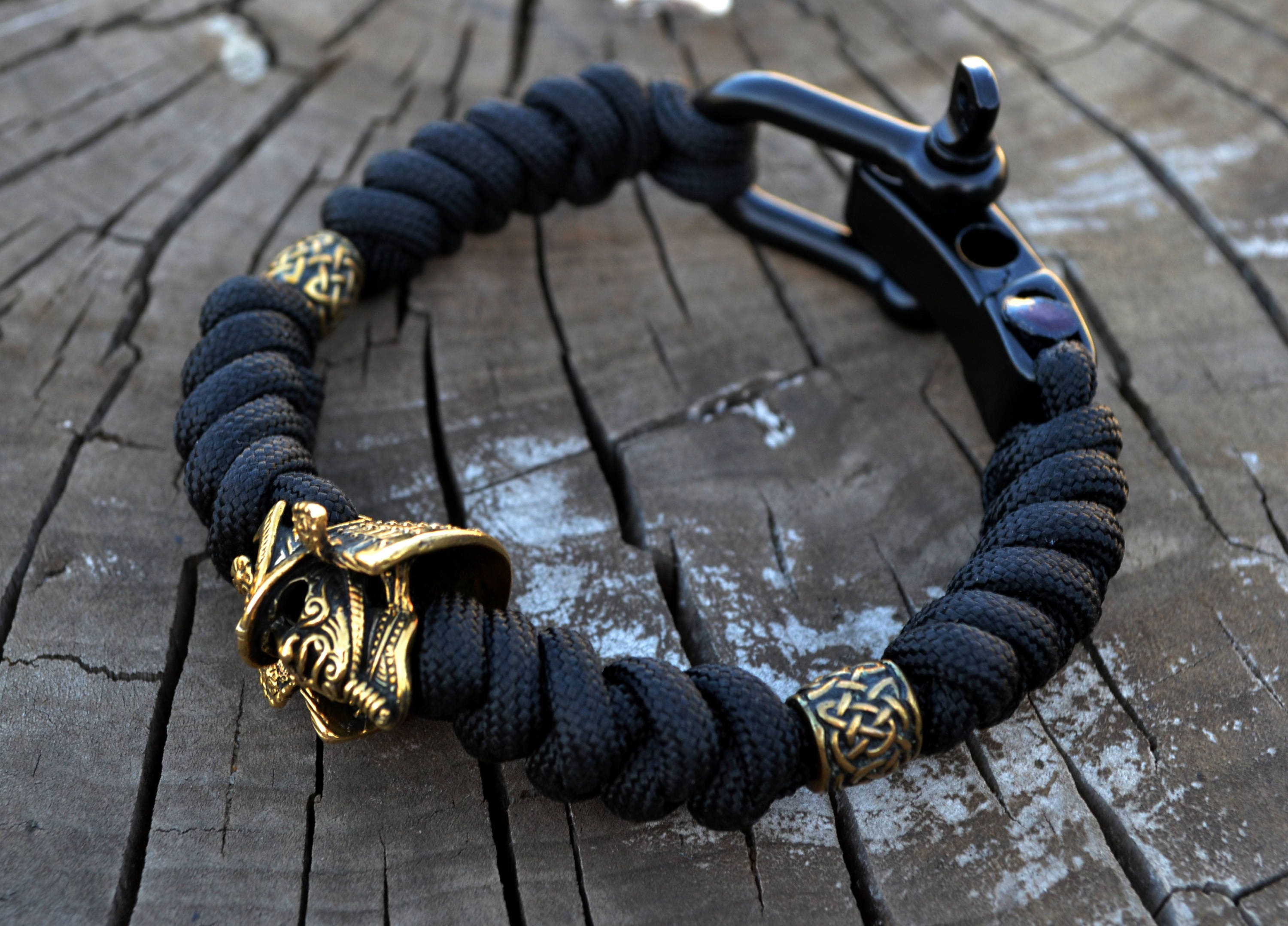 Paracord bracelet with samurai bead black paracord bracelet | Etsy