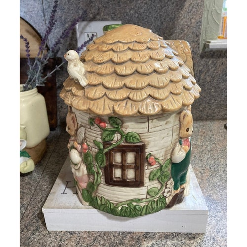 Vintage Rare Takahashi Japan Ceramic Storybook Raised shops Animal Cookie Jar Canister