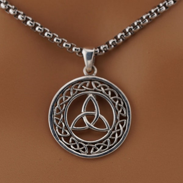 Sterling Silver Celtic Triquetra Day Collar with Circular Weave Design