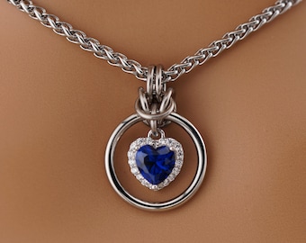 Collar de corazón de zafiro y diamante CZ sumiso Collar de día sumiso Cadena de trigo