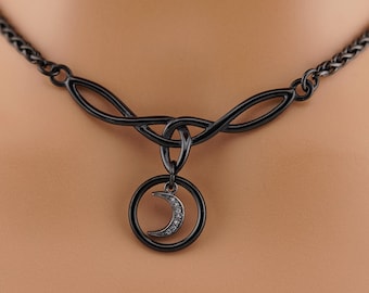 Black Celtic O Gunmetal Crescent Moon Day Collar – Submissive Jewelry