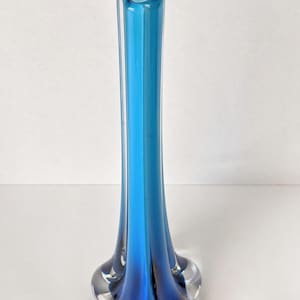 Vintage Soliflore Single Stem Vase Italian Art Glass Cased Blue Glass Elephant Foot Petal Base Bud Vase Gorgeous Blues Home Decor Sculpture