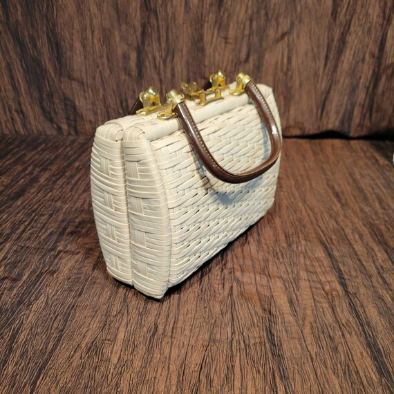 Vintage 1950's plastic basket weave handbag/ purse - image 2