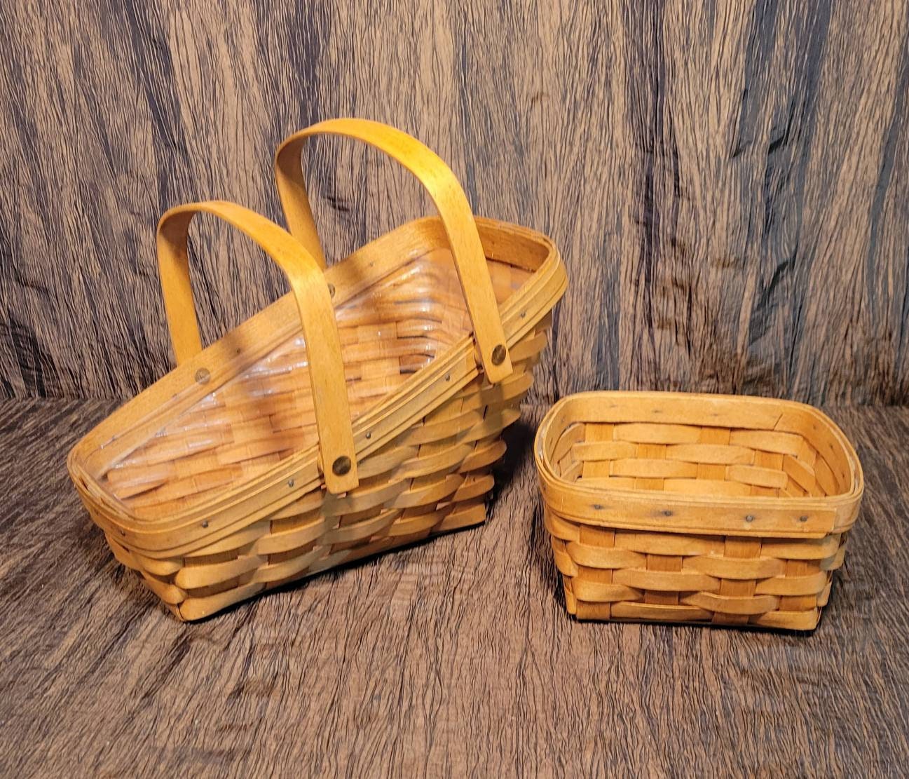 Longaberger ロンガバーガー バスケット 2個Bセット Set of 2 Longaberger Baskets, Square and Tall Back Storage With
