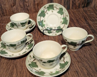 Vintage Wedgwood Napoleon Ivy Dinnerware Set - 29 Piece Cottage