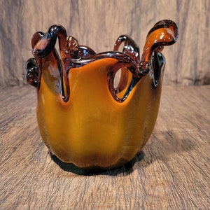 Vintage Murano Art Glass bowl sculpture, made in Italy