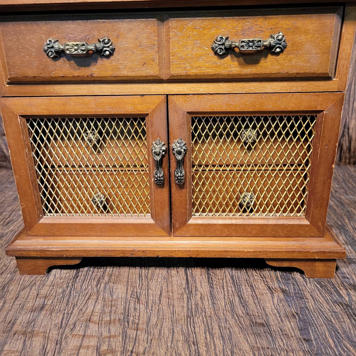 Vintage Apex Quality Musical Walnut Brown Colored Wood Jewelry Box