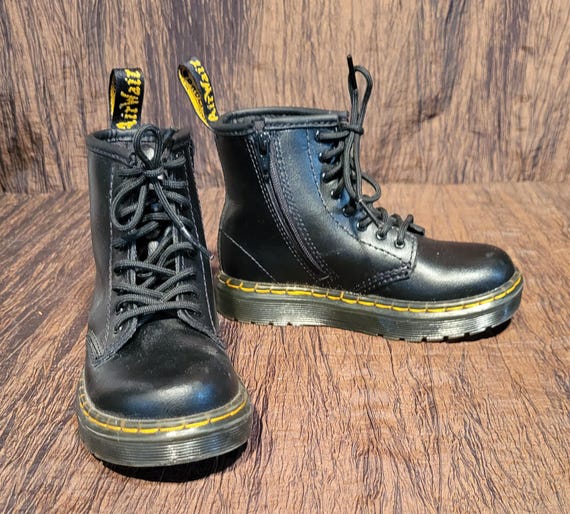 Dr Martens AirWair black lace up boots size 9 yellow stitch Dr. Martens | Shoes | The Original Doc Martens 46 Airwair  main image 4