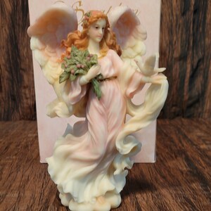Seraphim Classics, Noelle, Giving Spirit by Roman Inc 1997