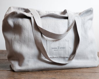 Light roomy linen tote bag in light gray, large shoulder canvas tote bag, roomy beach bag in minimal style, zippered woman tote bag