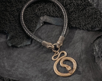 Collar Serpiente Eternidad: Serpiente de dos cabezas, gargantilla de cuero