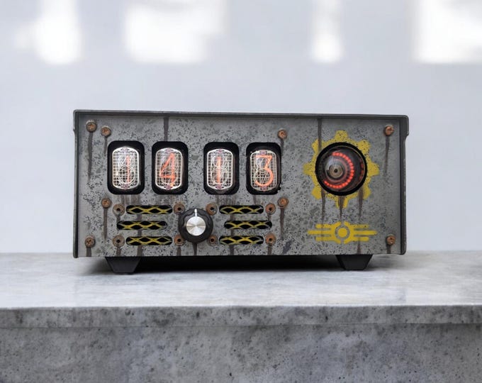 Nixie tube clock with IN-12 tubes and OG-4/A-101 dekatron