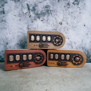 Nixie clock with IN-12 tubes and dekatron