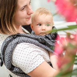 Rucksackträger für Neugeborene und Kleinkinder. Baby Wrap Front Fascinator