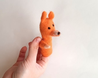 Traditional wet-felted Finger Puppets / Fox