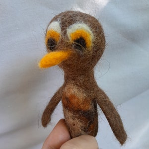 Traditional wet-felted Finger Puppets / Owl