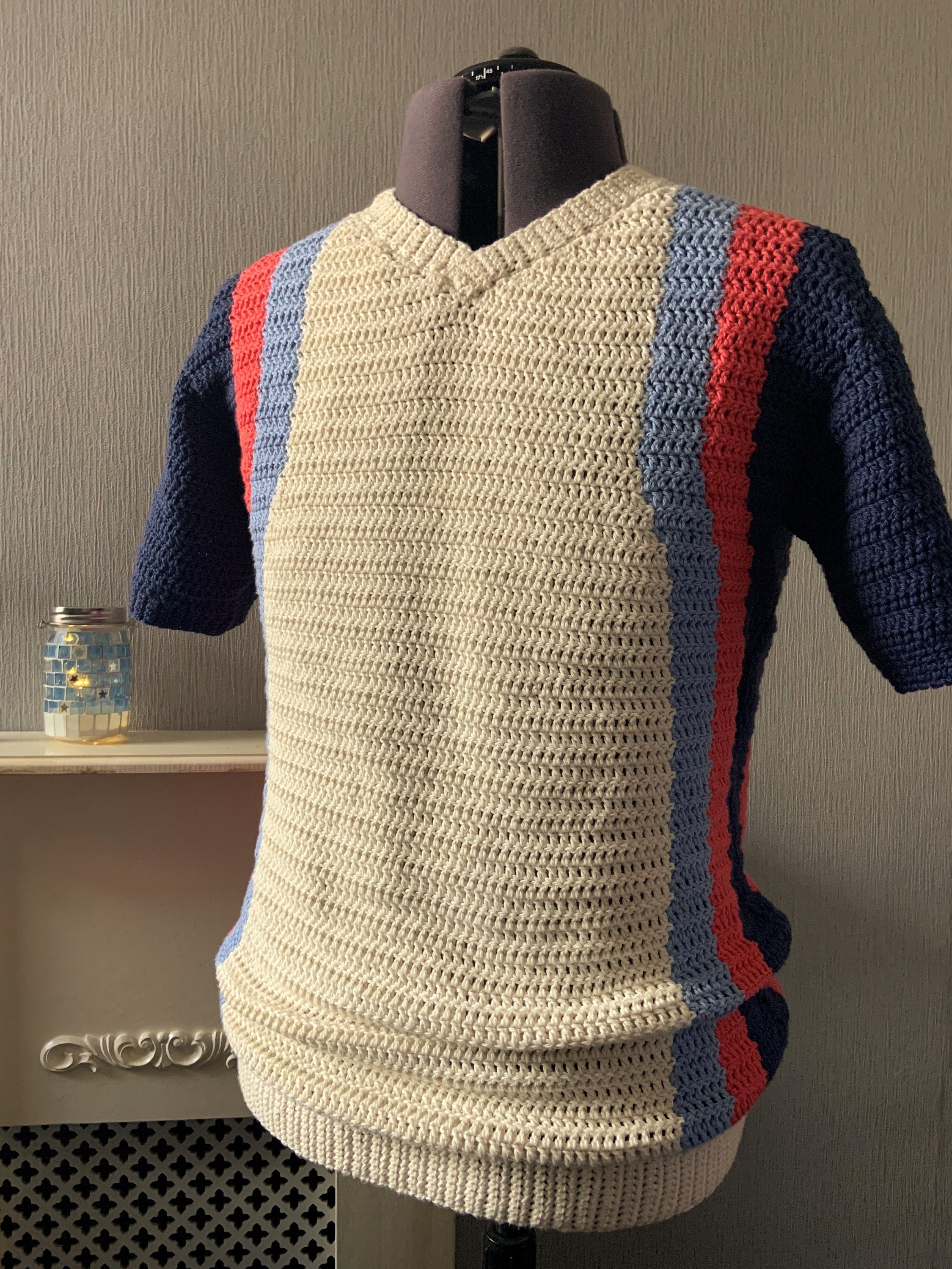 Men's Crochet Pattern, Contour Stripe V Neck T-shirt - Etsy Israel