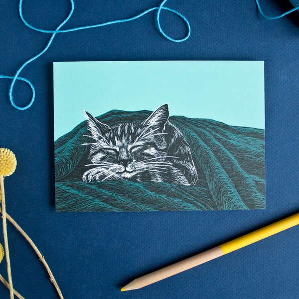 Postkarte Schlafende Katze unter der Decke, Tierillustration A6