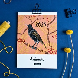 Calendrier annuel 2025 avec illustrations d'animaux au format A5 en anglais