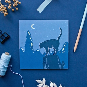 Gatto da cartolina al chiaro di luna, illustrazione