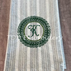 Swirl Leaf Monogram Frame 5x7 Embroidery Design