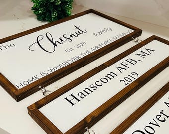 Plaque de lieu d'affectation militaire - Nom de famille PCS personnalisé - La maison de l'armée est partout où l'armée nous envoie - Cadeau de déploiement et de retraite