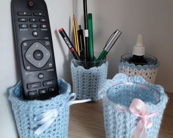 Crochet cover or basket to store small items. Handmade. Several models.