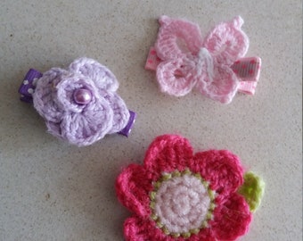 Small click type tweezers. Baby hair decoration. Lined. Handmade in crochet. Lot of 3 units.