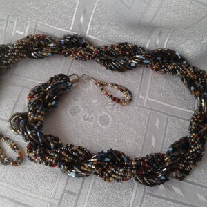 Beaded necklace in braided cord. Handmade. image 4