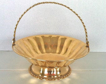 Brass Bowl With Swing Handle/Brass Fruit Bowl/Vintage Brass Bowl With Handle/Brass Serving Bowl/Brass Basket/Vintage Brass Basket/Brass Dish