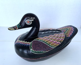 Black Lacquer Duck Trinket Box/Vintage Duck Shaped Trinket Box/Hand Painted Duck/Lacquerware Duck Shaped Container/Mallard Duck Catchall Box