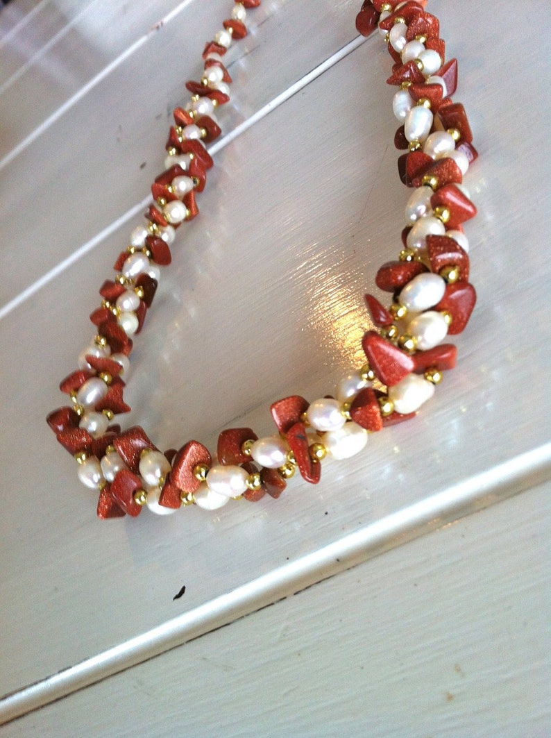 Vintage Goldstone and Pearl Beaded NecklaceVintage Goldstone NecklaceRetro Goldstone NecklaceGoldstone Beaded NecklaceGoldstone Beads