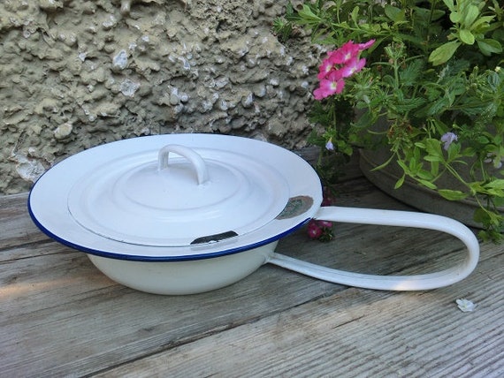 Vintage Enamel Bed Pan White With Blue Border Decoration Etsy