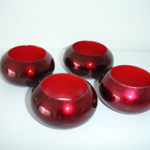 Red Napkin Rings x 4 Set of Serviette Holders