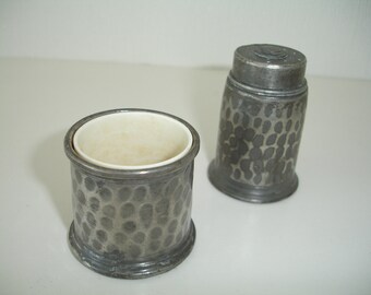 Hammered Pewter Pepper Shaker and Mustard Pot Cruet Set Metal Arts & Crafts Castle Chic
