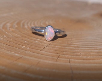 Size H Silver opal ring|white opal|rainbow colour|gift|engagement gift|bridal|sister|bestfriend|crystal opal|opal jewellery|rings
