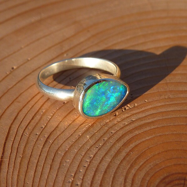 Silver opal ring|size O|natural opal|colourful|ideal gift|engagement rings|UK Maker|simple jewelry|green|blue|niece|sister|bff