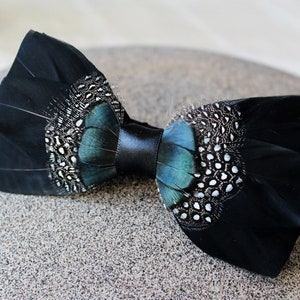 Gift for husband, mint green Feather Bow tie, onyx black bowtie, feathers bowtie, Bow tie wedding, Tricorn black bow tie , Deep black bowtie