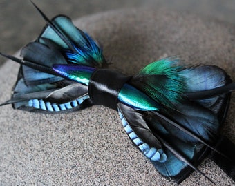 Green Feathered Mens Bow Tie, Weddings & Grooms Outfit, Mens Accessory -Unique Gift for Him , One-of-a-kind / unique Feather bow tie for men