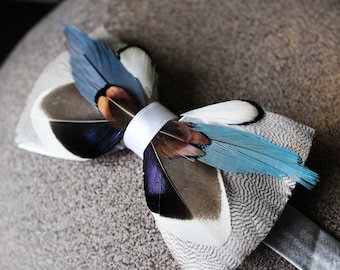 Gift for husband, Feathered bow tie ,Sky blue feather bow tie, light blue bow tie, groomsmen bow tie, brilliant white wedding bow tie