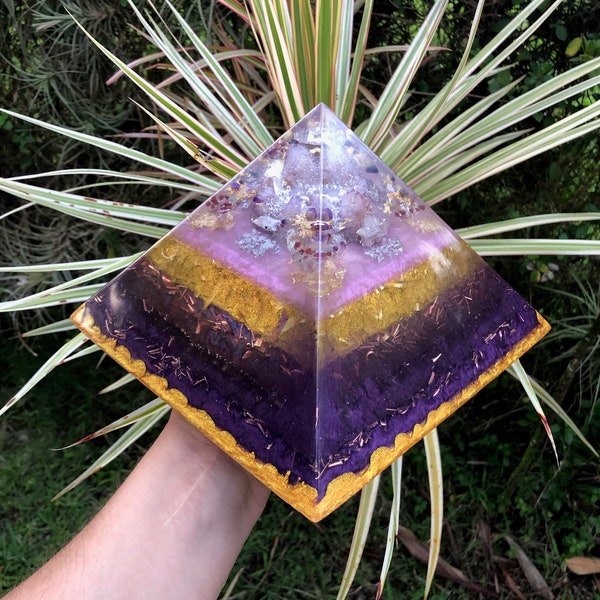 EXTRA LARGE - Lauele Daydream Orgone Pyramid with Apophyllite tip, Spirit Quartz Cluster, Sugilite, Purple Fluorite, Lilac Lepidolite