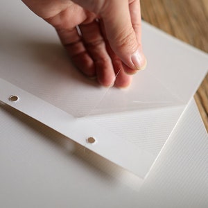 Selbstklebende Papierbögen für Fotoalben 3 Loch 16,5 * 23,5 cm Vertikal Schwarz Weiß Seiten für Scrapbook Journal Gästebuch, 10 Blatt / Set